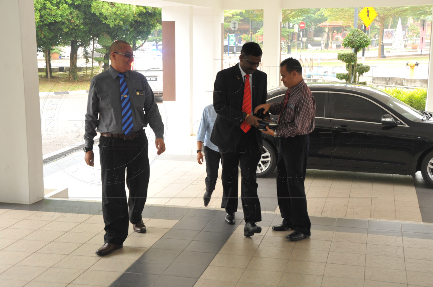 PRO15 151 ADVOKASI HAS 7115